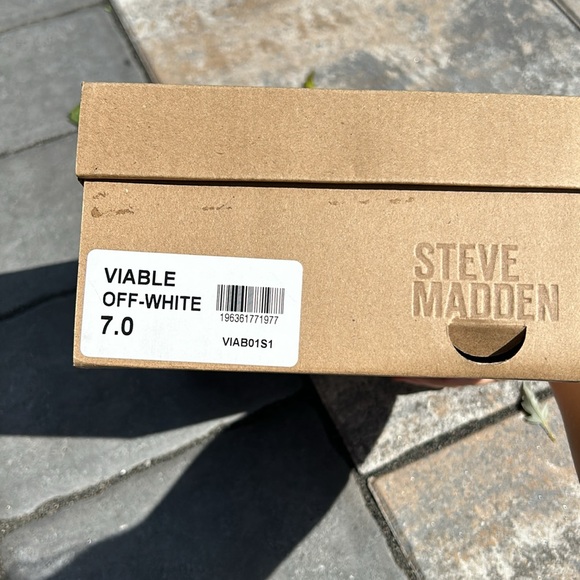 Steve Madden a viable white heels - Picture 11 of 11